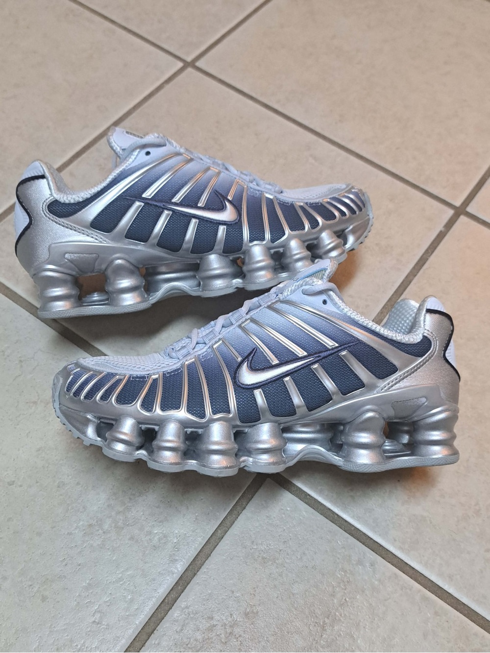 Nike Shox TL - Fade Blue Tint - Women's size 7